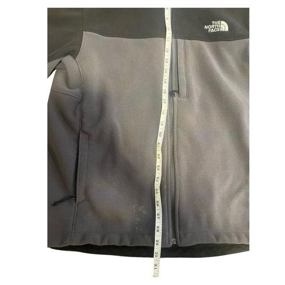 The North Face Jacket Winter Apparel - Picture 6 of 8